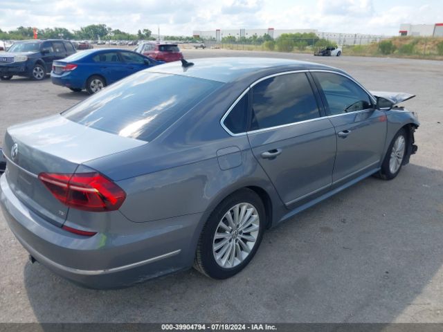 Photo 3 VIN: 1VWBT7A30HC075936 - VOLKSWAGEN PASSAT 