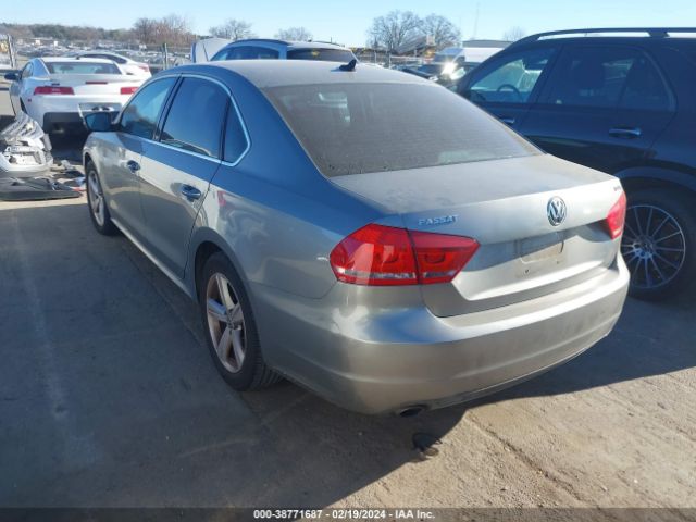 Photo 2 VIN: 1VWBT7A31EC037689 - VOLKSWAGEN PASSAT 