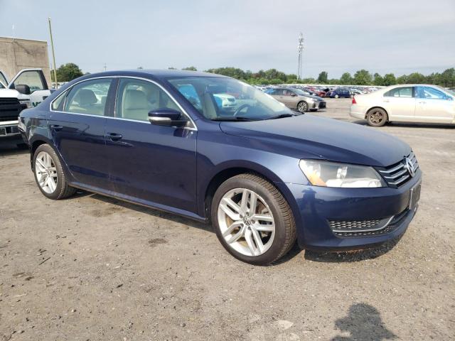 Photo 3 VIN: 1VWBT7A31EC063323 - VOLKSWAGEN PASSAT 