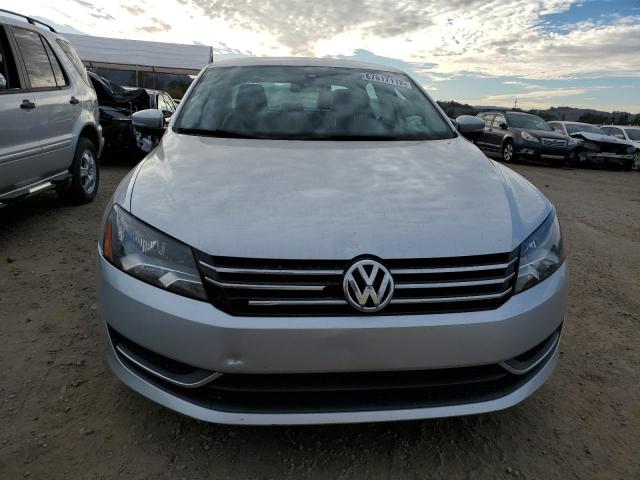 Photo 4 VIN: 1VWBT7A31FC004158 - VOLKSWAGEN PASSAT 