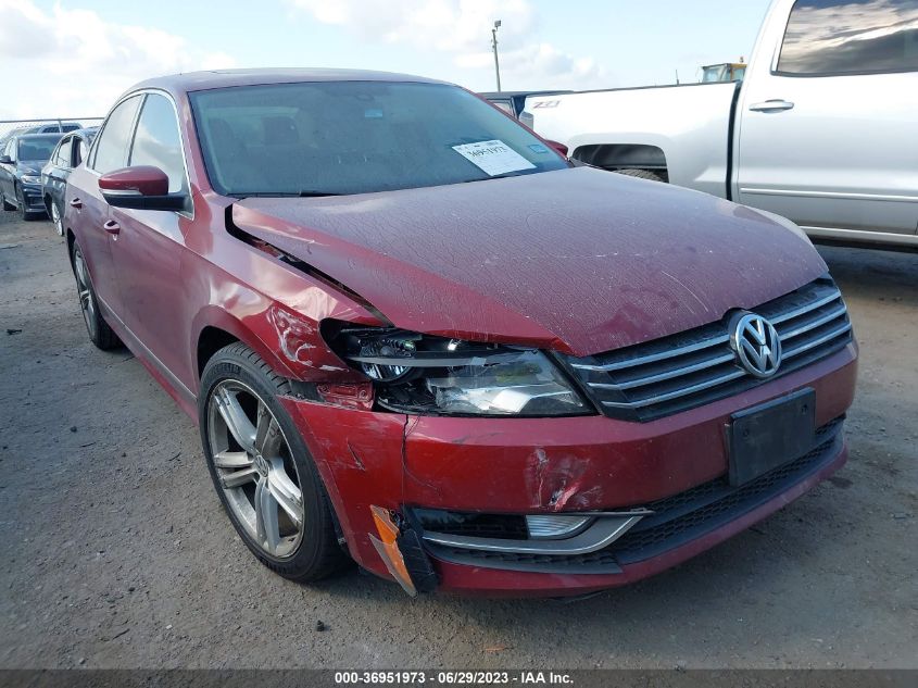 Photo 0 VIN: 1VWBT7A31FC019338 - VOLKSWAGEN PASSAT 