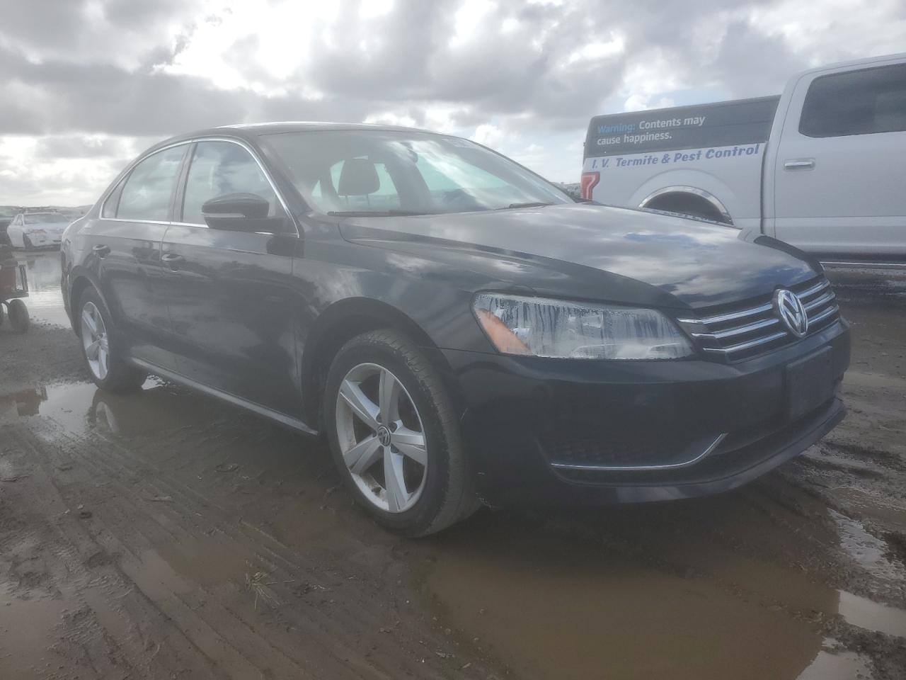 Photo 3 VIN: 1VWBT7A31FC025365 - VOLKSWAGEN PASSAT 