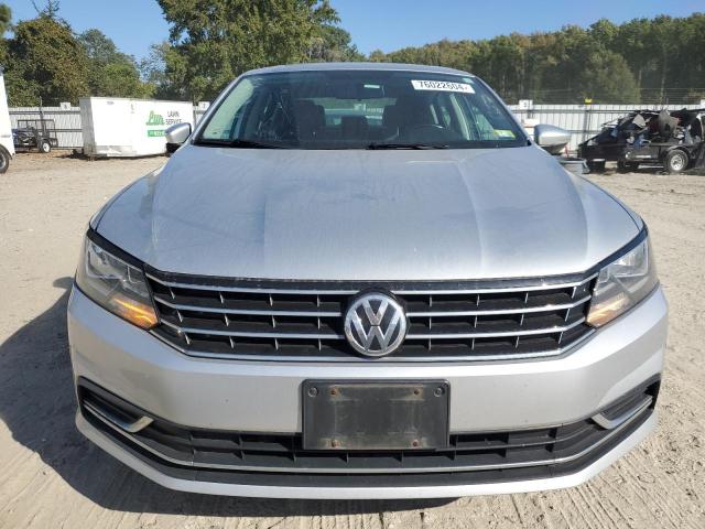 Photo 4 VIN: 1VWBT7A31HC064492 - VOLKSWAGEN PASSAT 