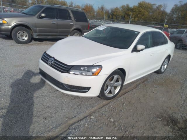 Photo 1 VIN: 1VWBT7A32EC098386 - VOLKSWAGEN PASSAT 