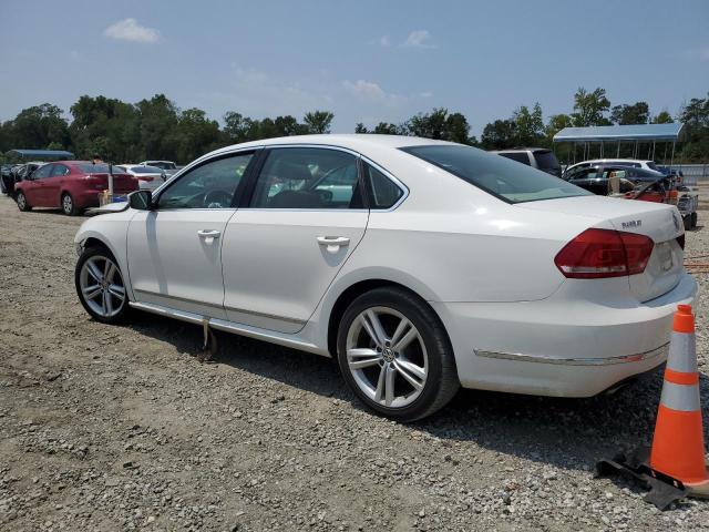 Photo 1 VIN: 1VWBT7A32FC072453 - VOLKSWAGEN PASSAT 