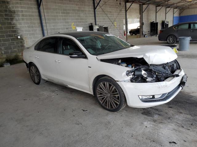 Photo 3 VIN: 1VWBT7A32FC104768 - VOLKSWAGEN PASSAT 