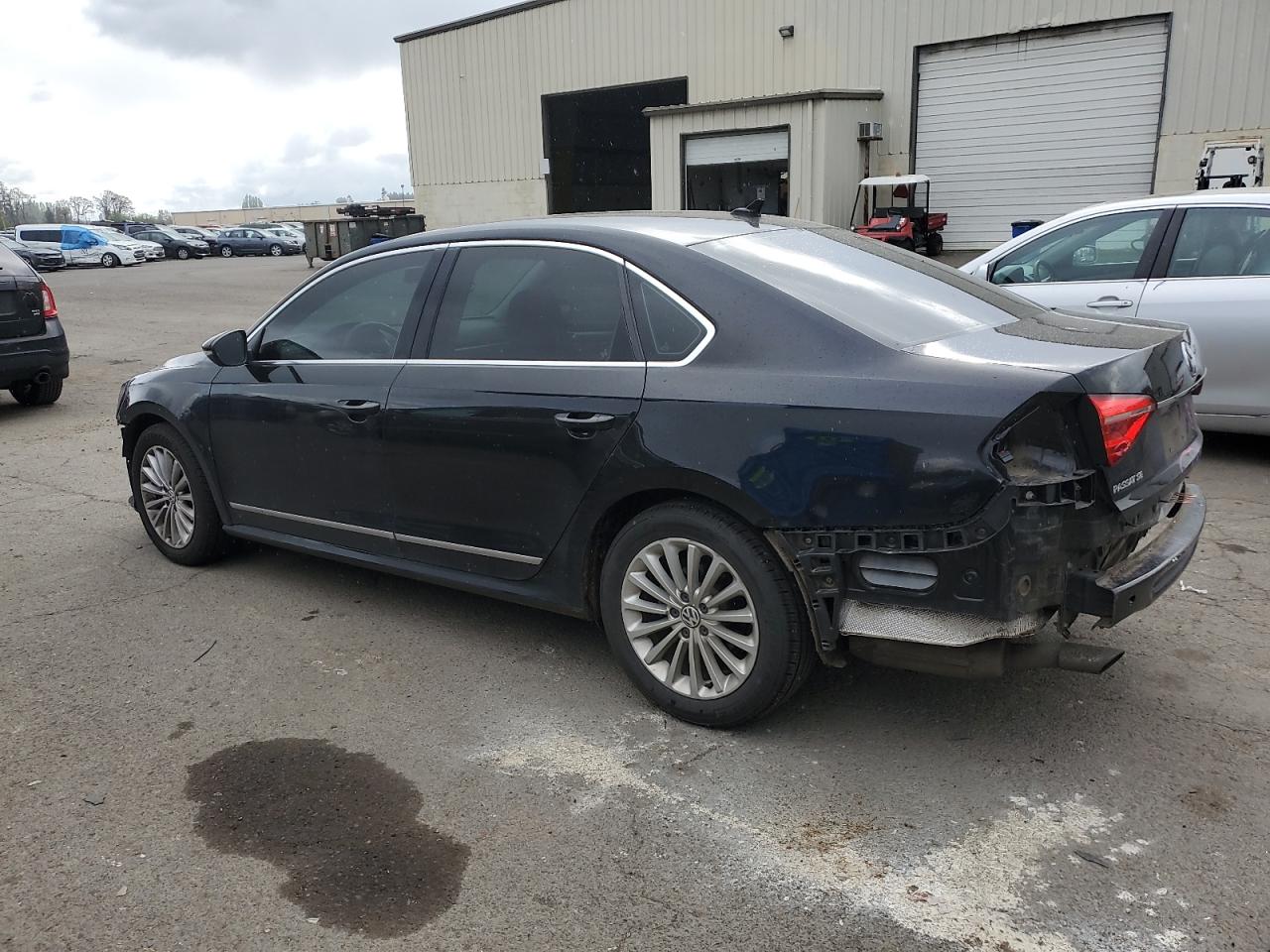 Photo 1 VIN: 1VWBT7A32GC051328 - VOLKSWAGEN PASSAT 