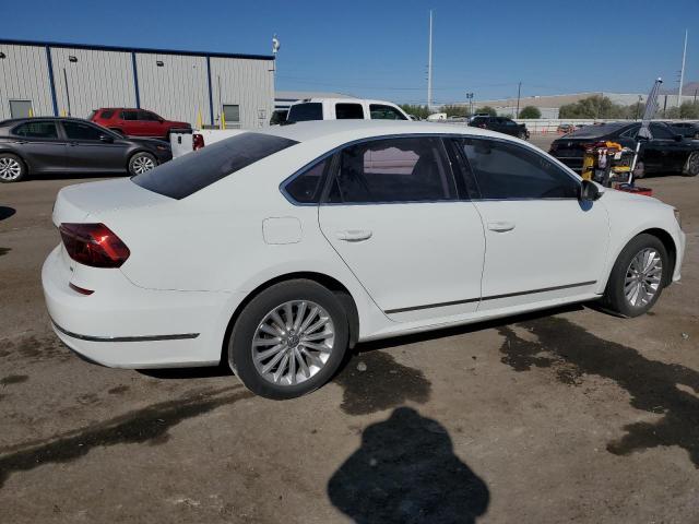 Photo 2 VIN: 1VWBT7A32HC012529 - VOLKSWAGEN PASSAT SE 