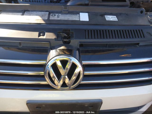 Photo 5 VIN: 1VWBT7A33EC030789 - VOLKSWAGEN PASSAT 