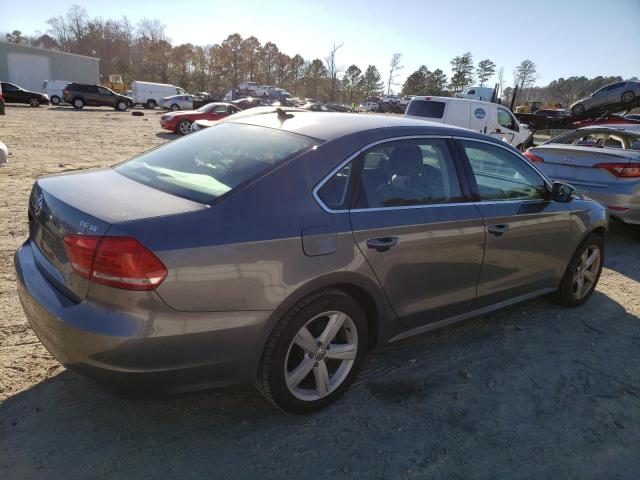 Photo 2 VIN: 1VWBT7A33EC095688 - VOLKSWAGEN PASSAT 