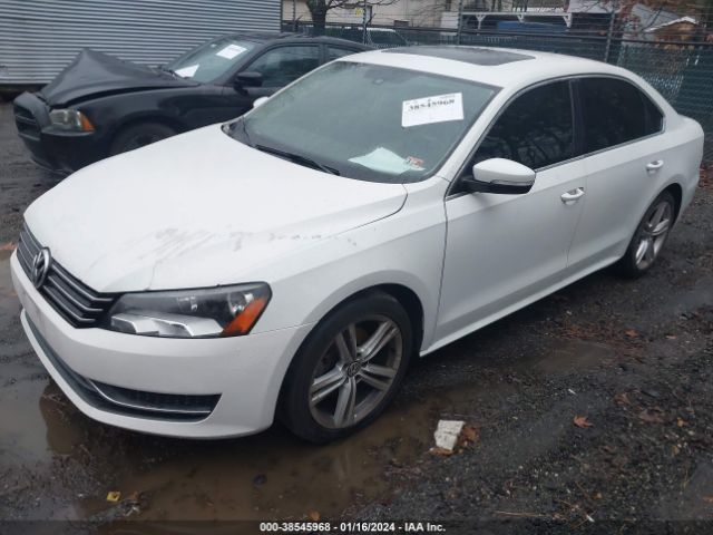 Photo 1 VIN: 1VWBT7A33EC106656 - VOLKSWAGEN PASSAT 