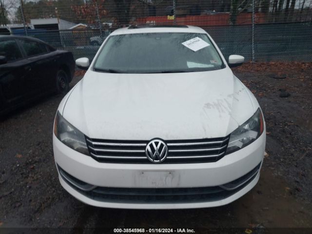 Photo 5 VIN: 1VWBT7A33EC106656 - VOLKSWAGEN PASSAT 