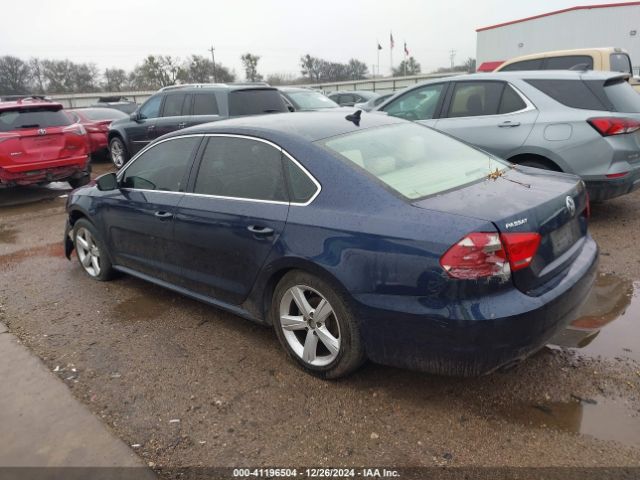 Photo 2 VIN: 1VWBT7A33FC026503 - VOLKSWAGEN PASSAT 