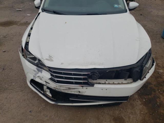 Photo 10 VIN: 1VWBT7A33GC020976 - VOLKSWAGEN PASSAT 