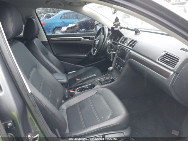 Photo 4 VIN: 1VWBT7A33GC029743 - VOLKSWAGEN PASSAT 