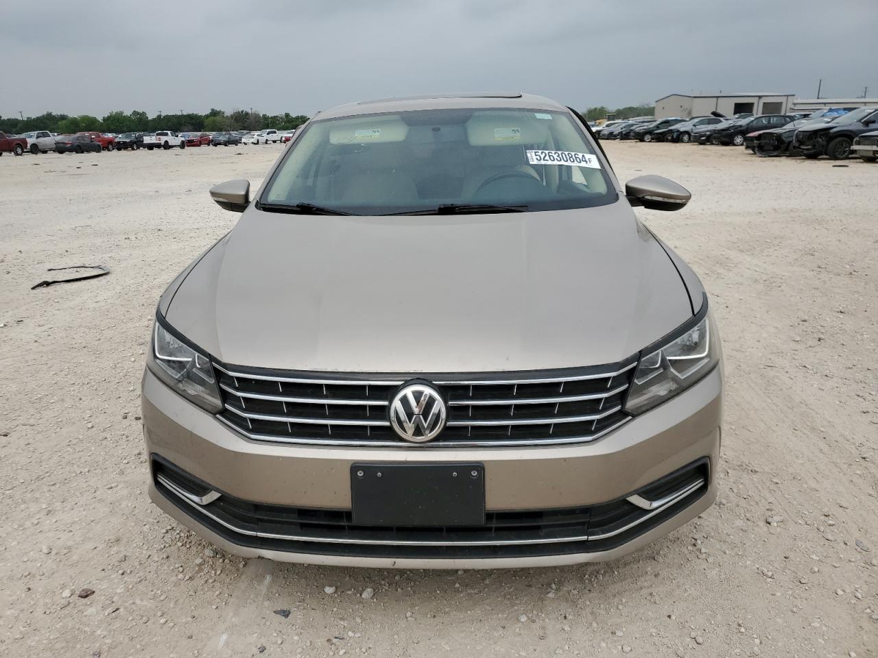 Photo 4 VIN: 1VWBT7A33GC037177 - VOLKSWAGEN PASSAT 