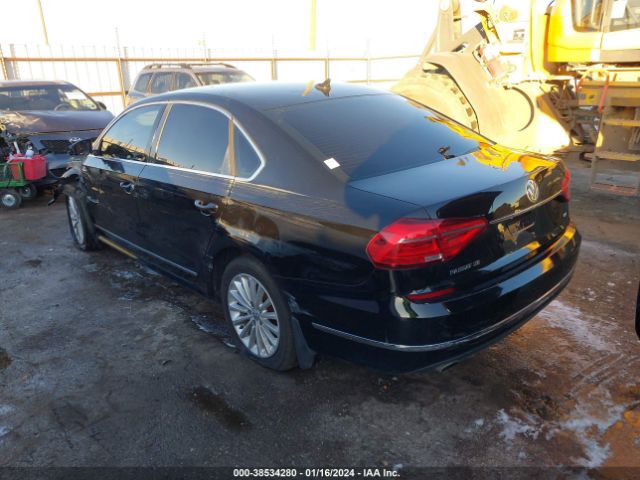 Photo 2 VIN: 1VWBT7A33GC048972 - VOLKSWAGEN PASSAT 