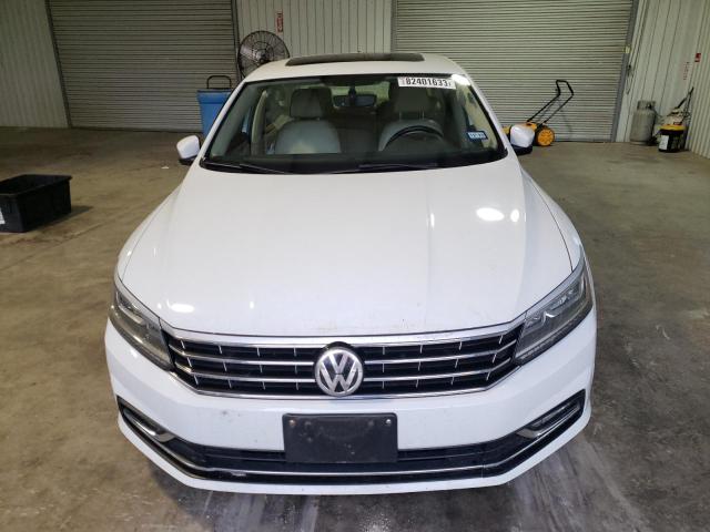 Photo 4 VIN: 1VWBT7A33HC016055 - VOLKSWAGEN PASSAT 