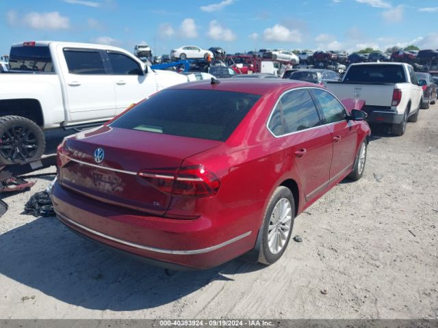 Photo 3 VIN: 1VWBT7A33HC040016 - VOLKSWAGEN PASSAT 