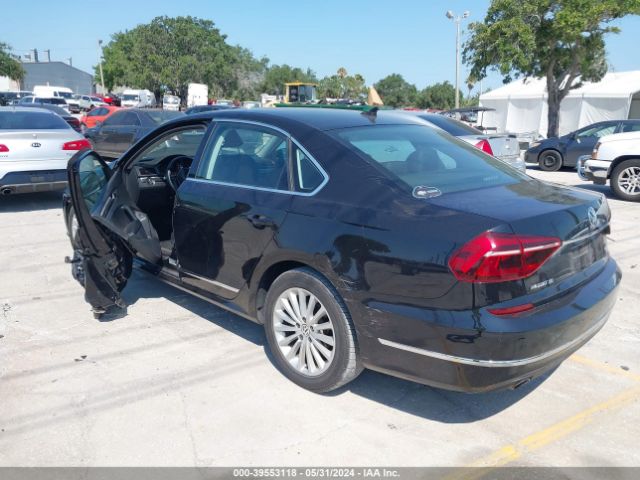 Photo 2 VIN: 1VWBT7A33HC061027 - VOLKSWAGEN PASSAT 