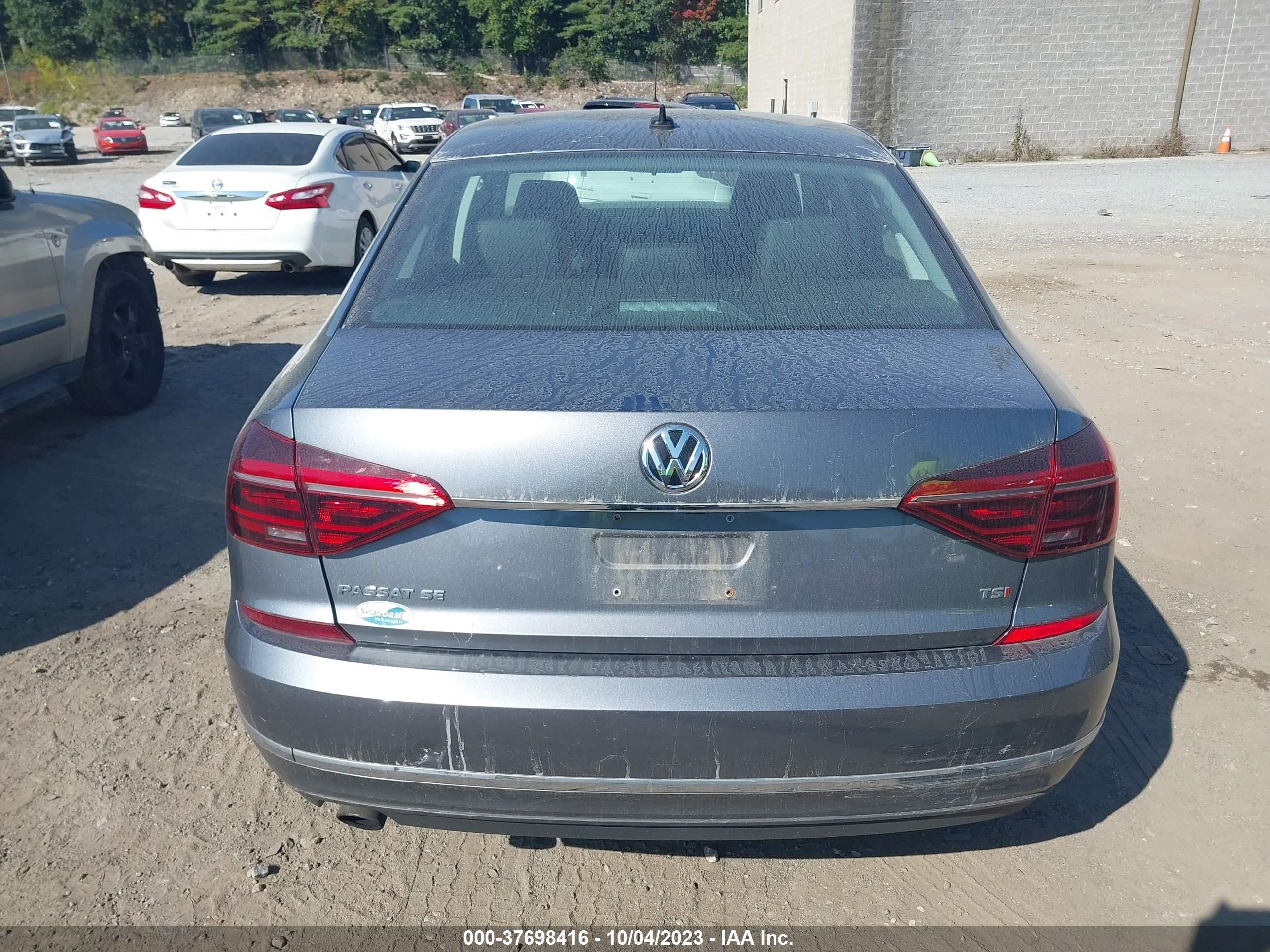 Photo 15 VIN: 1VWBT7A33HC075557 - VOLKSWAGEN PASSAT 