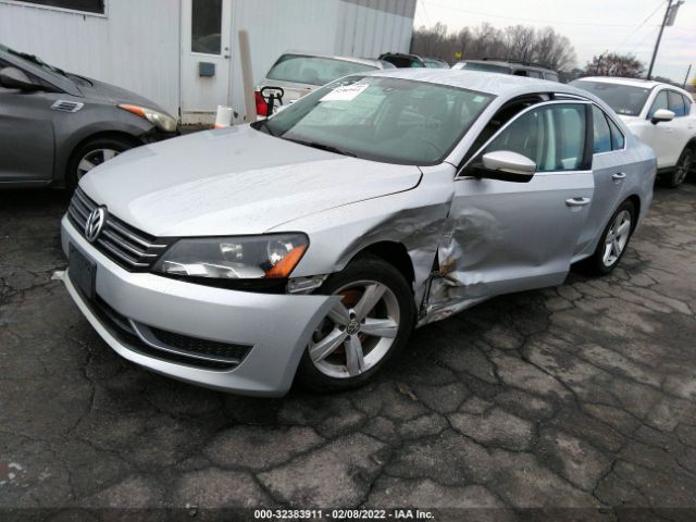 Photo 1 VIN: 1VWBT7A34EC040375 - VOLKSWAGEN PASSAT 