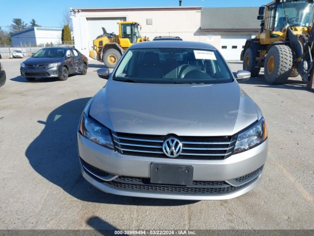 Photo 5 VIN: 1VWBT7A34EC061114 - VOLKSWAGEN PASSAT 