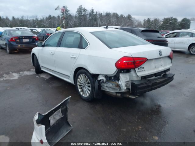 Photo 2 VIN: 1VWBT7A34GC044087 - VOLKSWAGEN PASSAT 