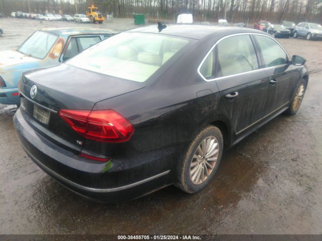 Photo 3 VIN: 1VWBT7A34HC008532 - VOLKSWAGEN PASSAT 