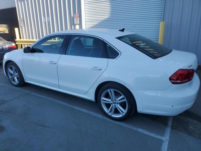 Photo 1 VIN: 1VWBT7A35EC105329 - VOLKSWAGEN PASSAT 