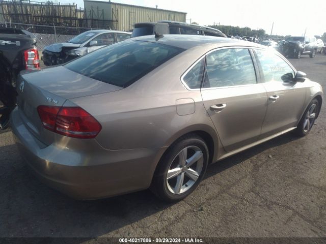 Photo 3 VIN: 1VWBT7A35FC006821 - VOLKSWAGEN PASSAT 