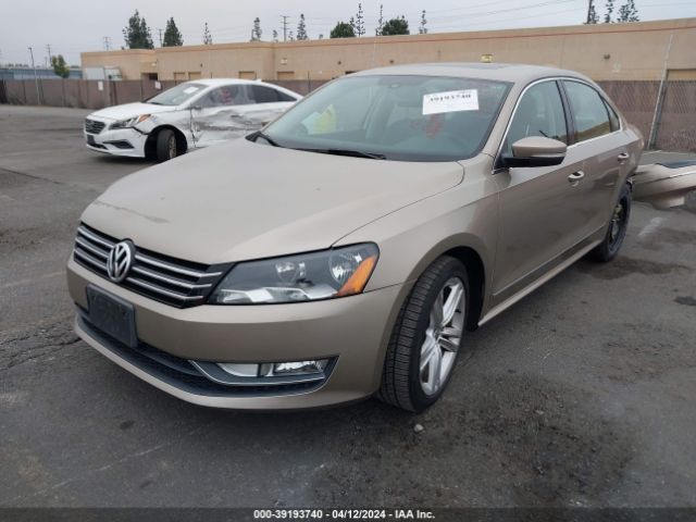 Photo 1 VIN: 1VWBT7A35FC020153 - VOLKSWAGEN PASSAT 