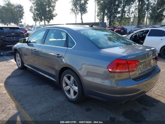 Photo 2 VIN: 1VWBT7A35FC030634 - VOLKSWAGEN PASSAT 