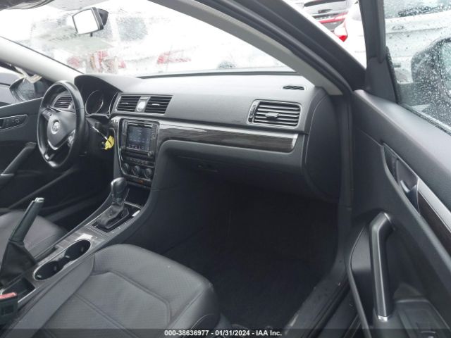 Photo 4 VIN: 1VWBT7A35GC025693 - VOLKSWAGEN PASSAT 