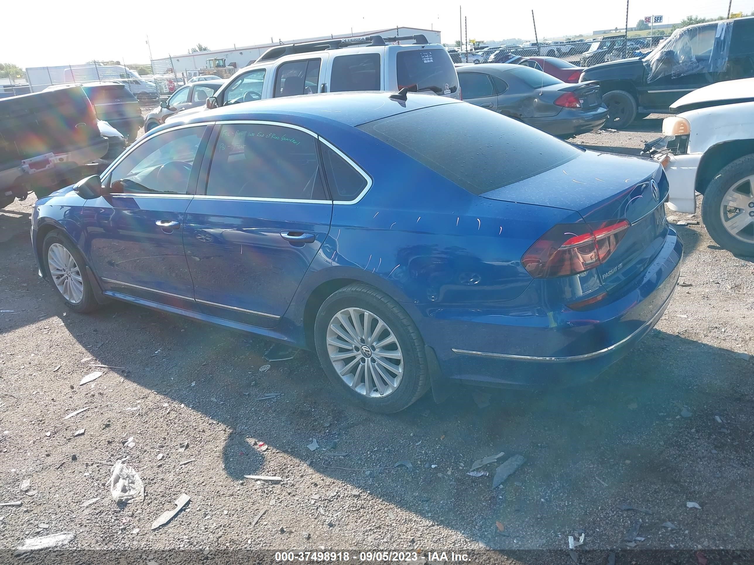 Photo 2 VIN: 1VWBT7A35HC024450 - VOLKSWAGEN PASSAT 