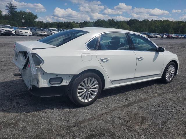 Photo 2 VIN: 1VWBT7A35HC041054 - VOLKSWAGEN PASSAT 