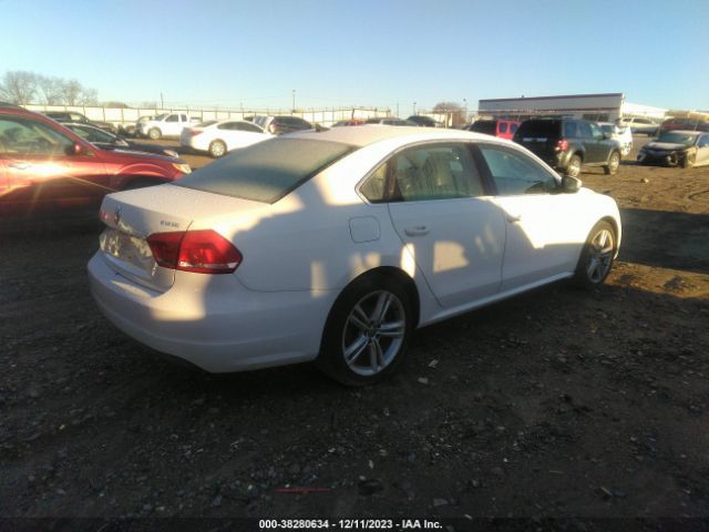 Photo 3 VIN: 1VWBT7A36EC071191 - VOLKSWAGEN PASSAT 