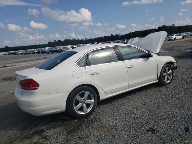 Photo 2 VIN: 1VWBT7A36EC107915 - VOLKSWAGEN PASSAT 