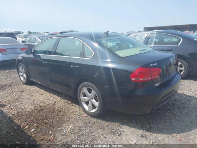 Photo 2 VIN: 1VWBT7A36FC004236 - VOLKSWAGEN PASSAT 