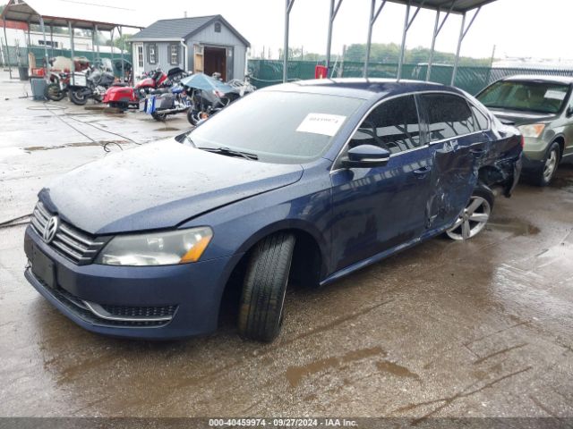 Photo 1 VIN: 1VWBT7A36FC009419 - VOLKSWAGEN PASSAT 