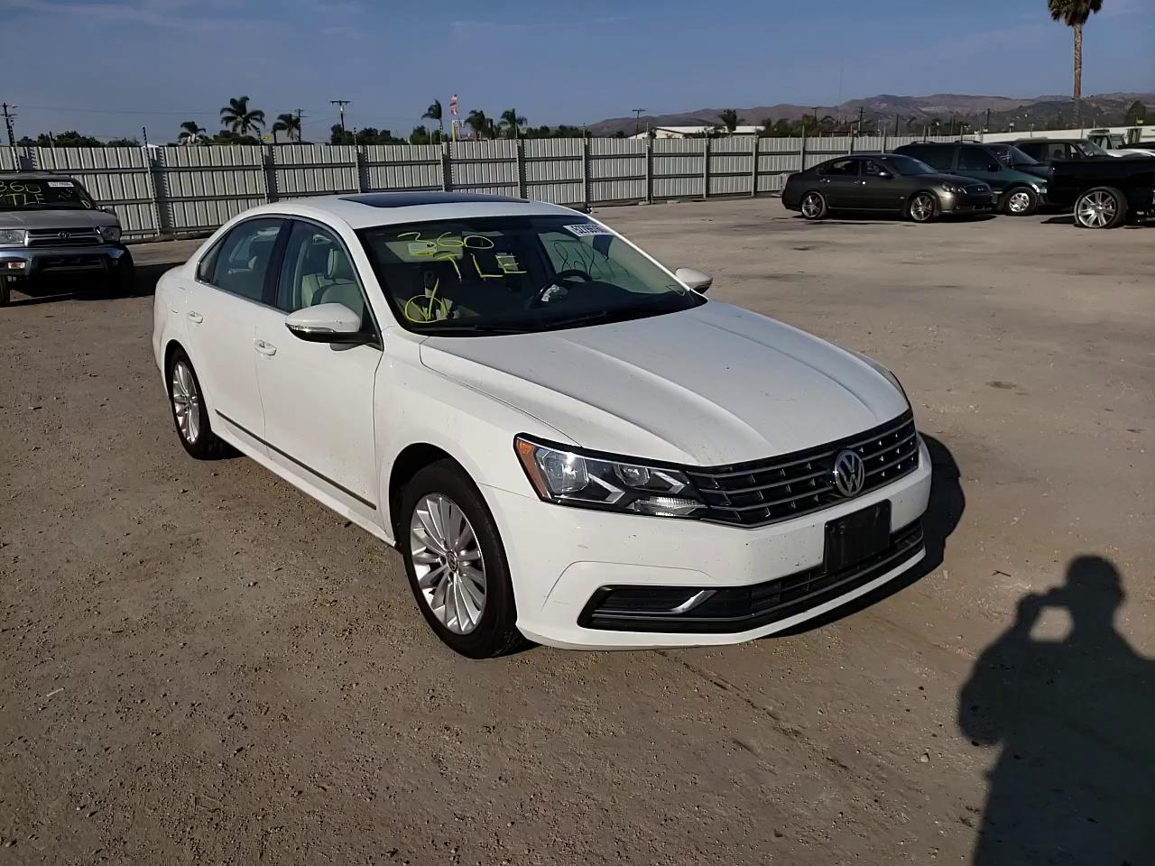 Photo 10 VIN: 1VWBT7A36GC021829 - VOLKSWAGEN PASSAT 