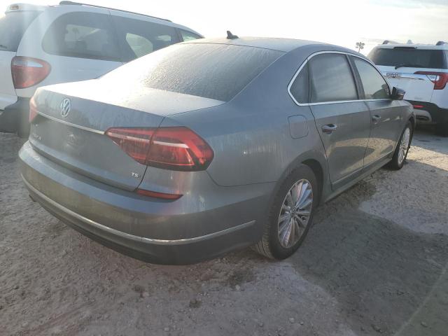 Photo 2 VIN: 1VWBT7A36HC005955 - VOLKSWAGEN PASSAT 