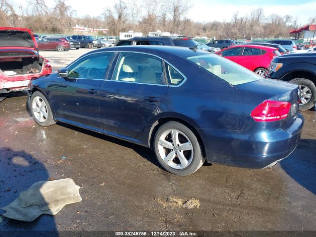 Photo 2 VIN: 1VWBT7A37EC085813 - VOLKSWAGEN PASSAT 