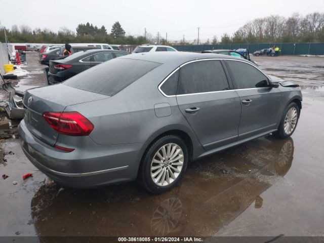 Photo 3 VIN: 1VWBT7A37HC001865 - VOLKSWAGEN PASSAT 