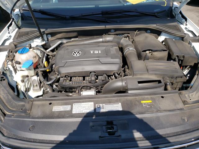 Photo 6 VIN: 1VWBT7A37HC017743 - VOLKSWAGEN PASSAT 