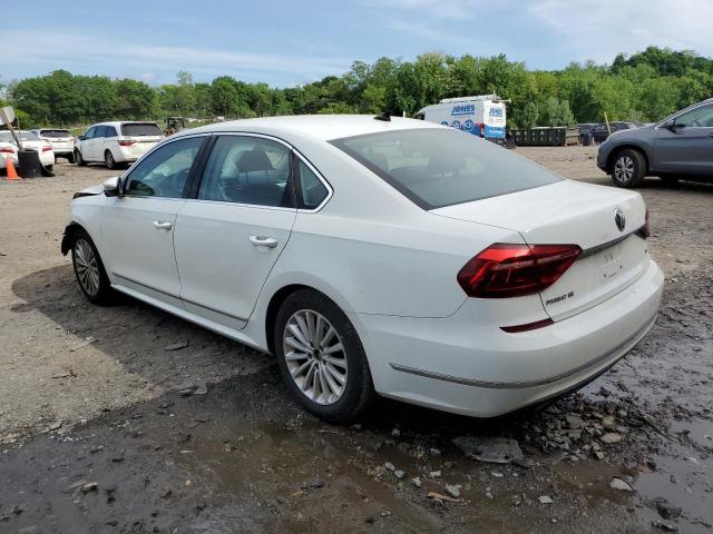 Photo 1 VIN: 1VWBT7A37HC023381 - VOLKSWAGEN PASSAT 