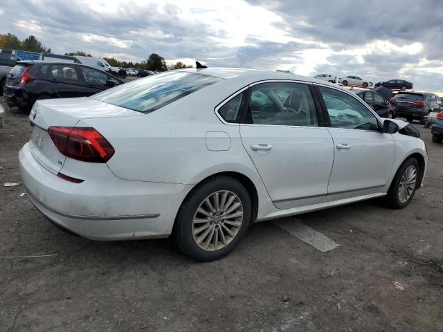 Photo 2 VIN: 1VWBT7A37HC080292 - VOLKSWAGEN PASSAT 