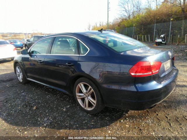 Photo 2 VIN: 1VWBT7A38EC041772 - VOLKSWAGEN PASSAT 