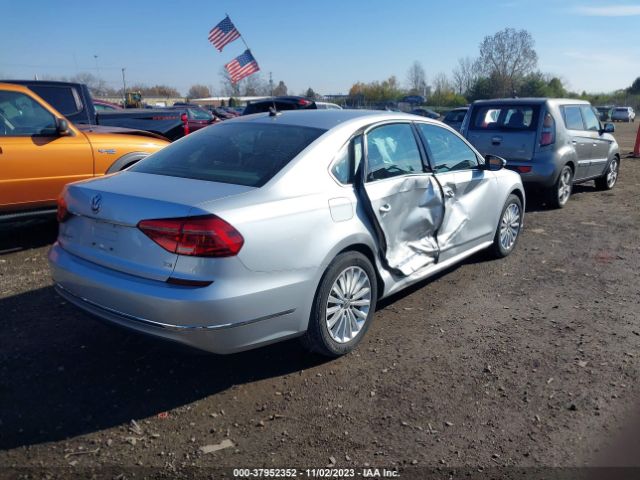 Photo 3 VIN: 1VWBT7A38GC052984 - VOLKSWAGEN PASSAT 