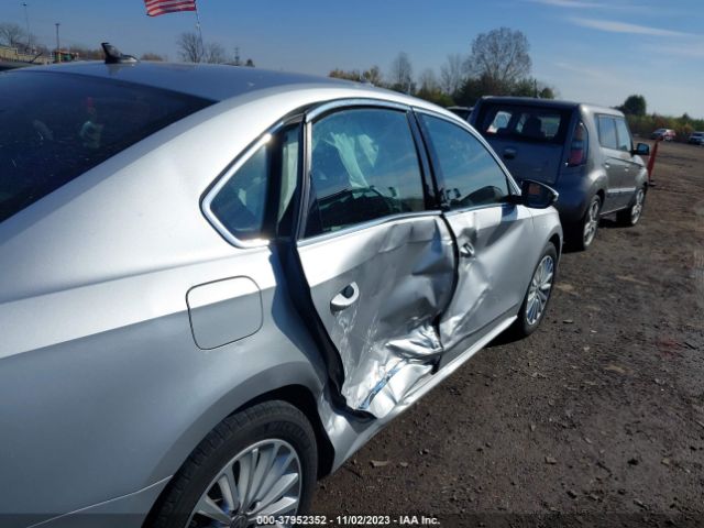 Photo 5 VIN: 1VWBT7A38GC052984 - VOLKSWAGEN PASSAT 